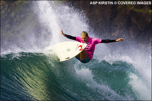 Stephani Gilmore Rips The Lip In Hawaii Billbong Pro