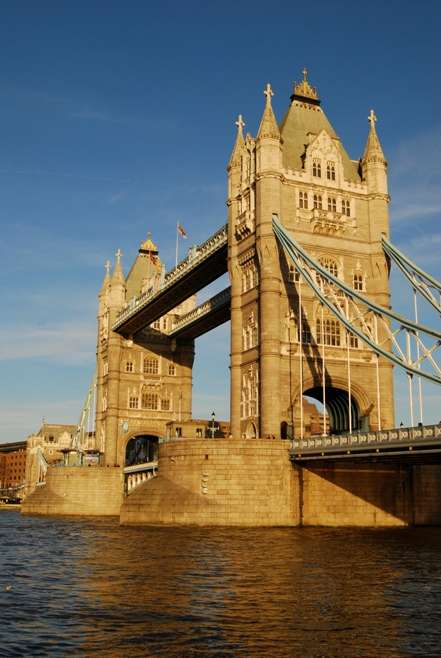 Surfing in London