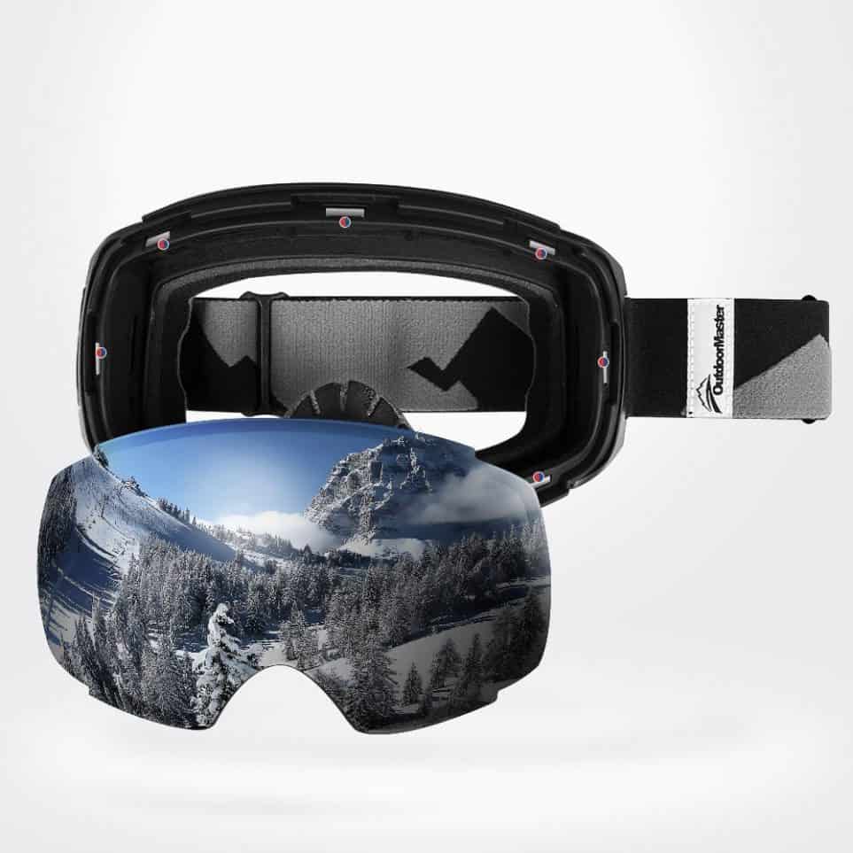 OutdoorMaster Ski Goggles Pro and interchangeable lens with magnets