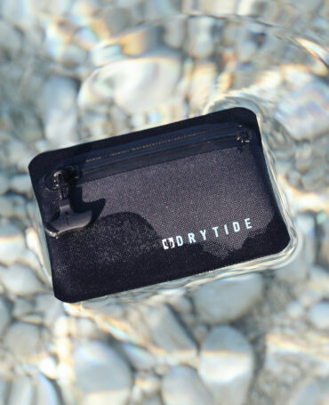 waterproof wallet